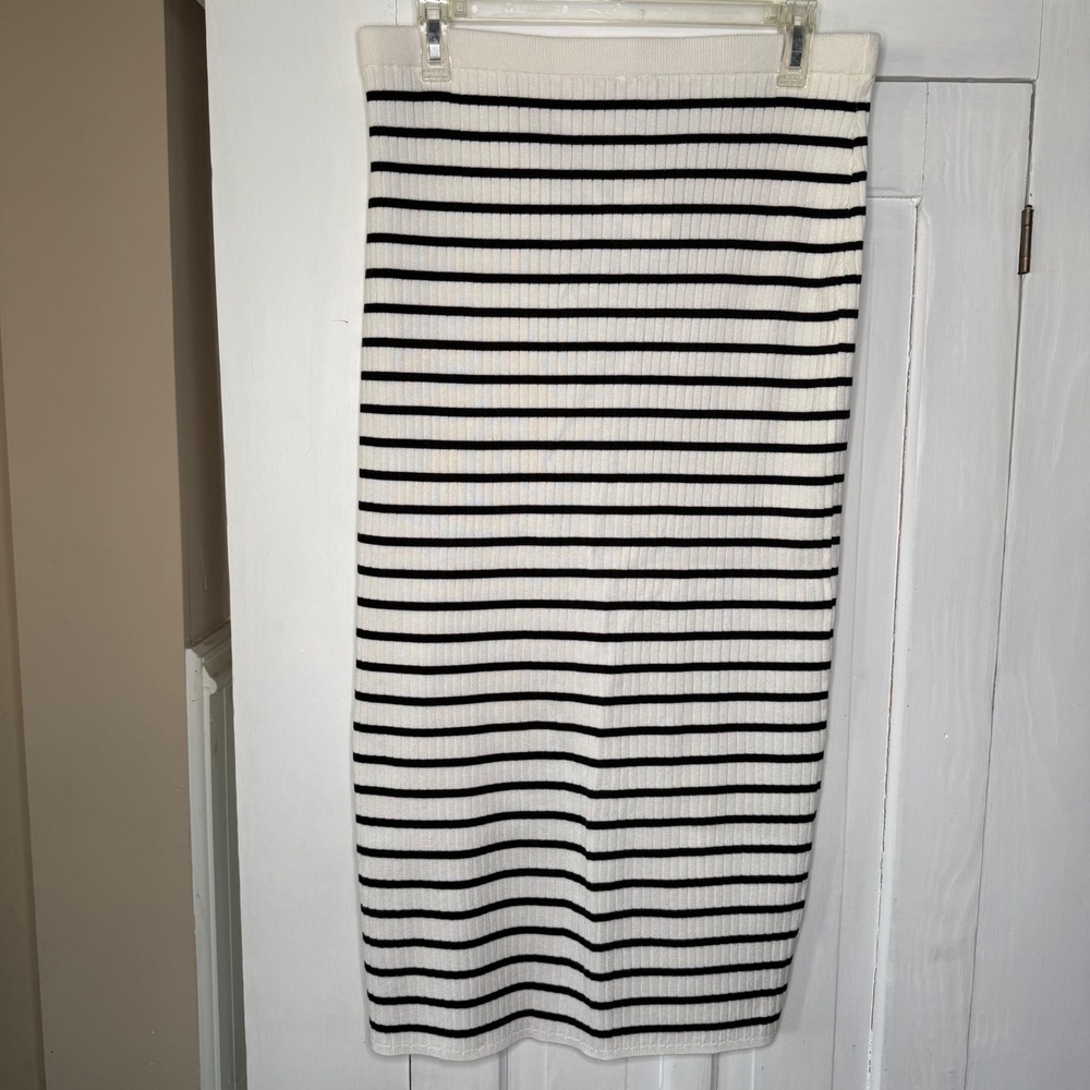 NEW Freshman 1996 Women's Size Large Striped Ribbed Knit Midi Skirt Black White